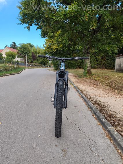 Vends vttae giant tout carbone année 2025 - 2