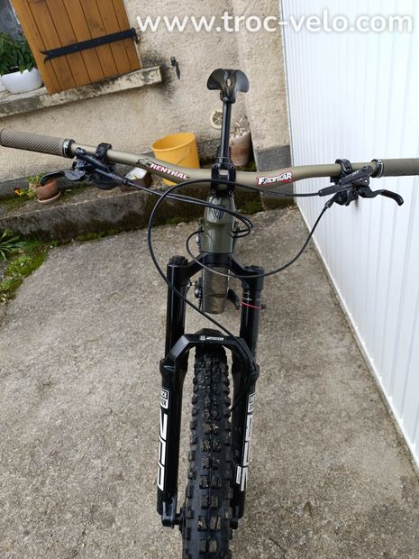 Trek slash 9.8 2022 - 3