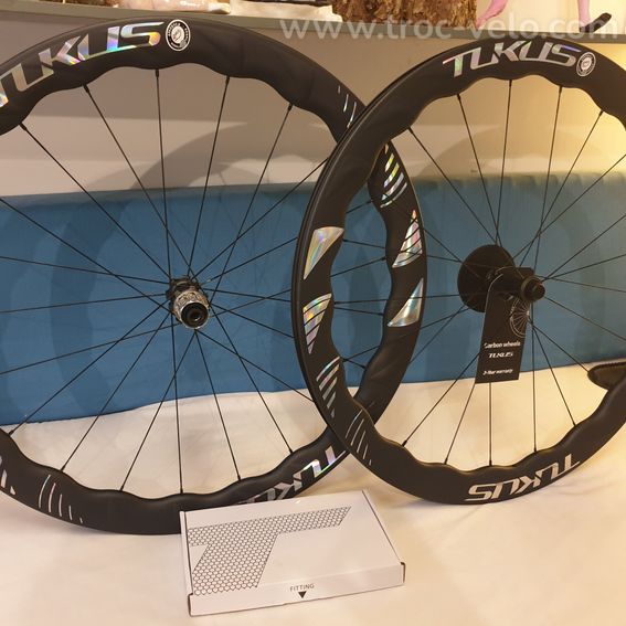 Paire neuve TUKUS 52 mm 1280g pour shimano