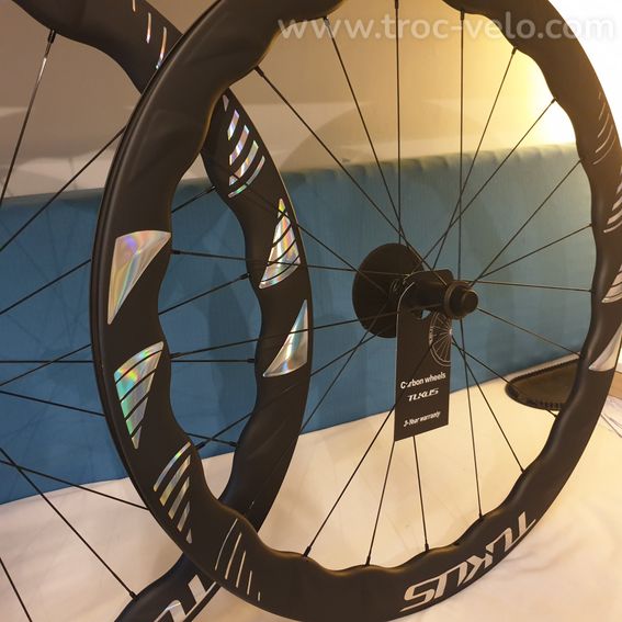 Paire neuve TUKUS 52 mm 1280g pour shimano - 3