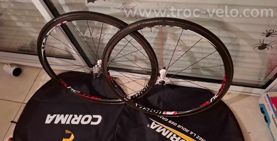 paire de roues VISION carbon TC24