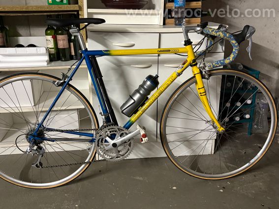 Vélo de course Peugeot 5000 performance