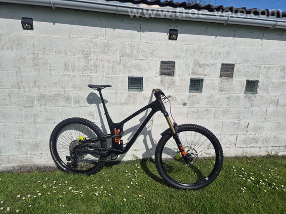 Vends Propain Spindrift CF4
