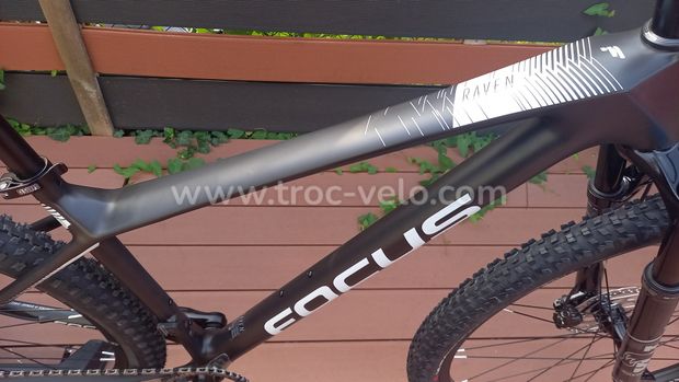 Promo Vtt Neuf Focus carbone Xtr Fox -60% - 9