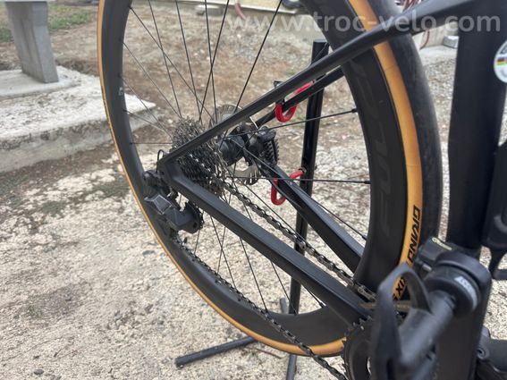 BMC ROADMACHINE 01 Di2 - 7