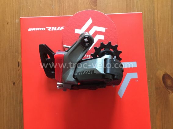 Dérailleur arrière Gravel SRAM Rival XPLR AXS 13 vitesses
