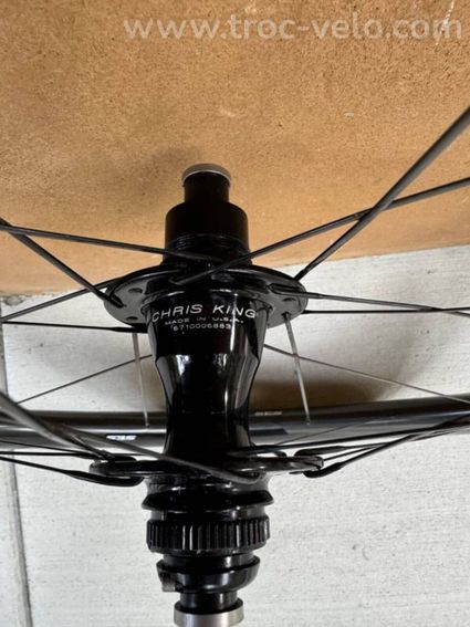 Paire de roues ENVE SES 4.5 AR Disc Carbone 700c avec moyeux Chris King ! - 5