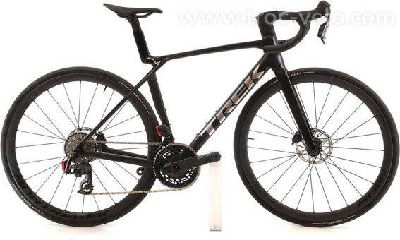 Produit Reconditionne Trek Madone Sl 6 Axs 12v Noir Velo De Route Tres Bon Etat
