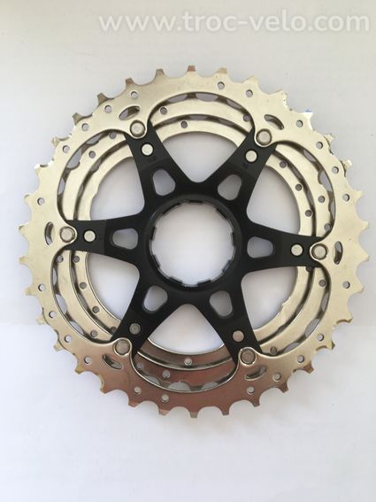 Bloc triple 27-30-34 Shimano Ultegra R8000 pour 11 V - 2