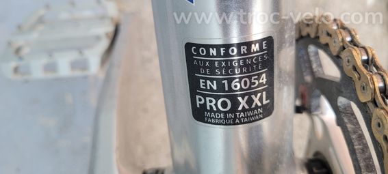 BMX Pro XXL Cadre chase Roue global racing Pedalier DXR - 6
