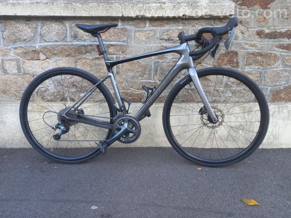 Vélo route GIANT Defy Advanced 3 M