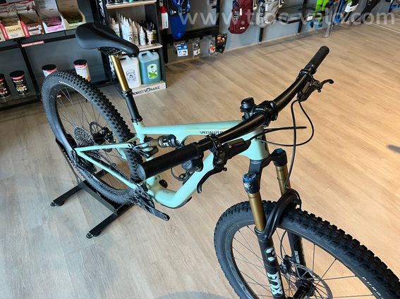 Specialized Epic 8 EVO Pro - 2
