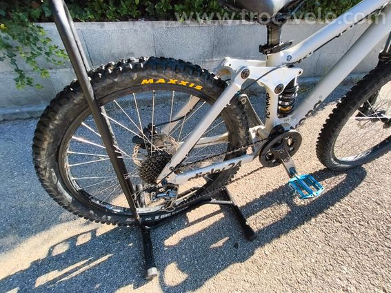 Kona stinky 24 - 2