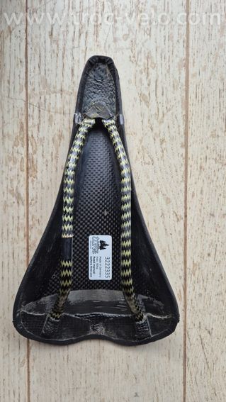 Selle TUNE Speedneedle 20TWENTY carbone avec revêtement Alcantara noir - 6