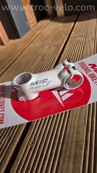 Potence blanche neuve MSC