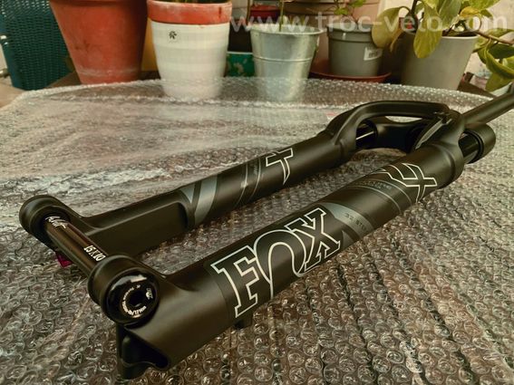 Fourche gravel FOX 32 FLOAT AX PERFORMANCE Elite 700C neuve