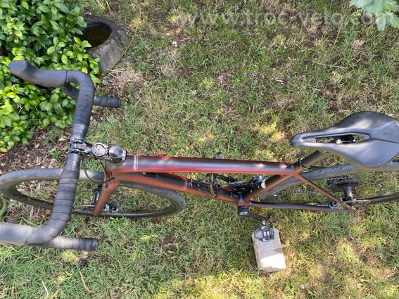 Specialized AETHOS PRO 52 sram force AXS  - 4