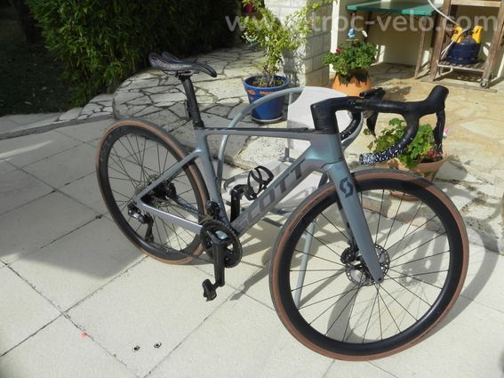 VAE SCOTT Addict RC eride 10 - 4