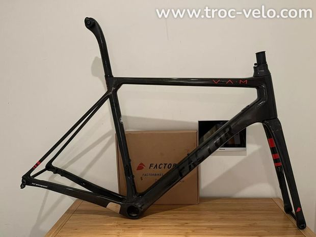 Cadre à disque en carbone Factor O2 VAM taille 54 cm et tige de selle noire inc - 1