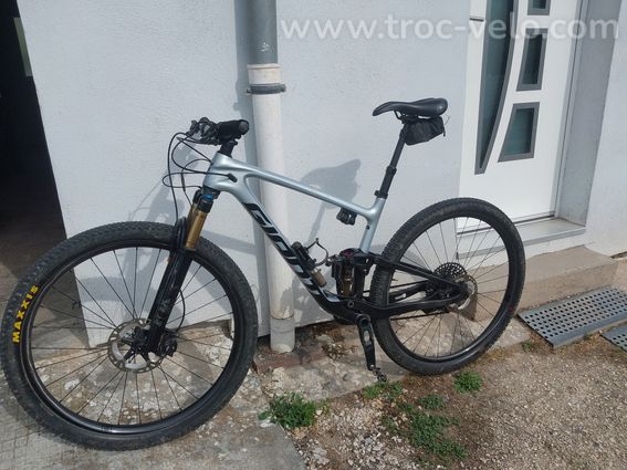 VTT GIANT ANTHEM ADVANCED PRO 29 1 L SUPERNOVA - 2