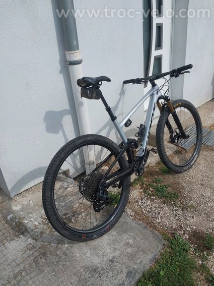 VTT GIANT ANTHEM ADVANCED PRO 29 1 L SUPERNOVA - 3