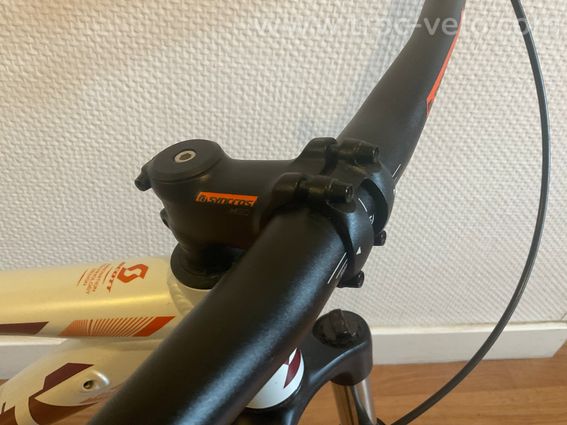 Cadre SCOTT Scale Contessa 740 - 8