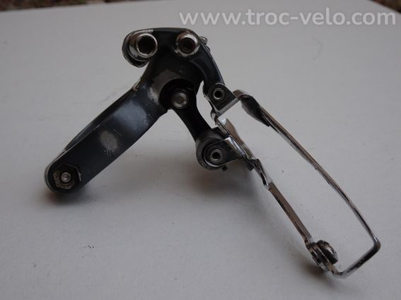 Dérailleur avant CAMPAGNOLO Centaure 10v à collier - 2