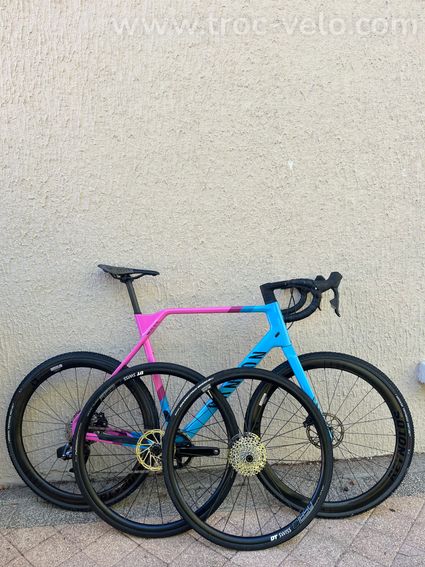Canyon Inflite / Cyclo-cross CF SL 8 – Taille XL – SRAM Rival AXS – Roues carbone