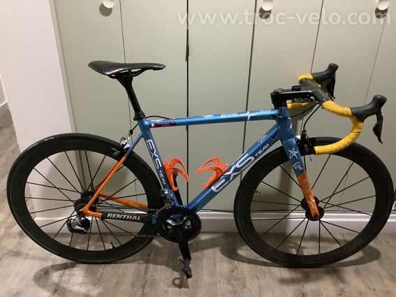 Vélo EXS TEAM carbone M a saisir