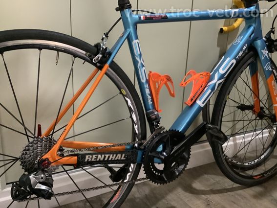 Vélo EXS TEAM carbone M a saisir - 2