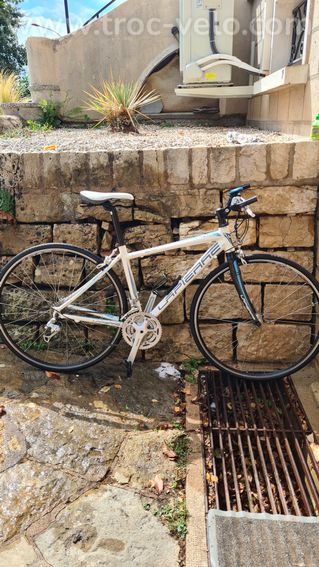 Vélo de route Lapierre