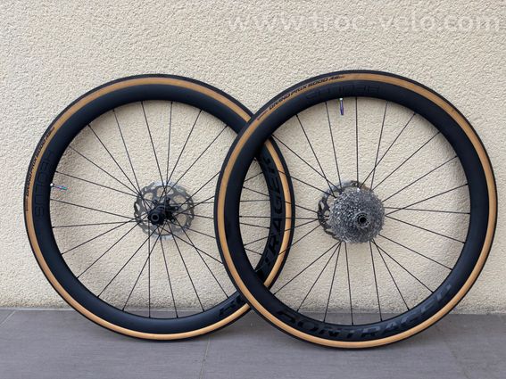 Roue bontrager aelous pro 37 - 2
