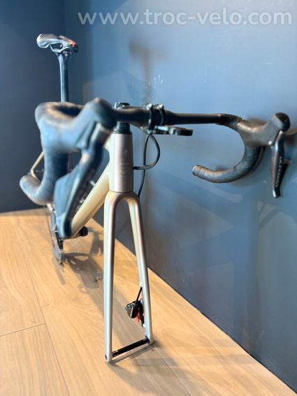 Specialized Aethos Bronze Ultegra 52 - 3