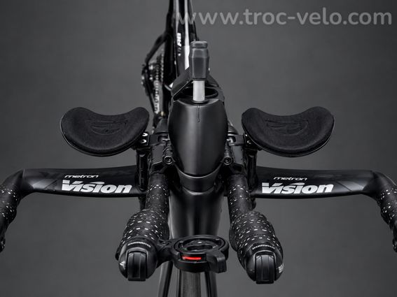 BH AERO TT 7.0 – 2024 – ULTEGRA Di2 – VISION METRON 61 – ASSIOMA DUO