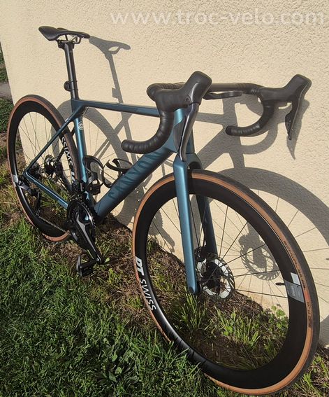 Canyon Ultimate CF SLX 8 Di2 - 3