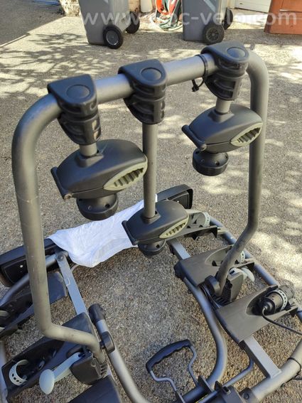PORTE VELO BOULE D'ATTELAGE ANTIVOL BASCULABLE - 3