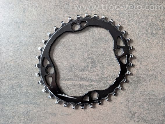 Plateau absoluteBLACK OVAL 1X 104 BCD Premium 34T
