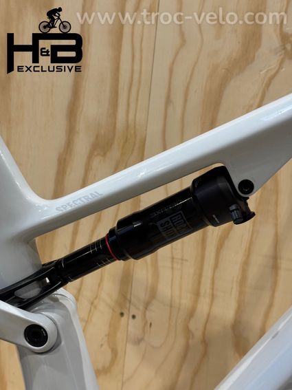 Canyon Spectral:ON CF 7 Carbon VTT électrique Shimano Deore 2023 - 9