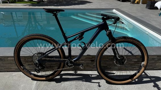 VTT xc spécialized sworks epic evo flight attendant