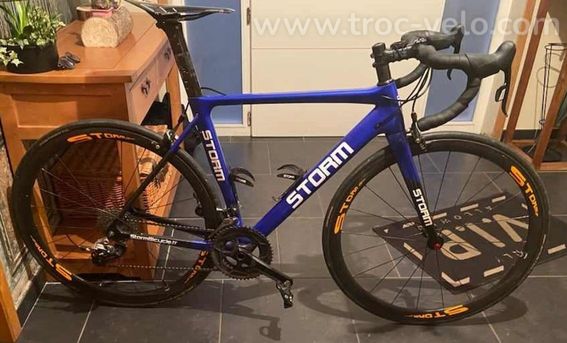 velo storm carbone
