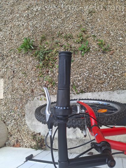VTT rockrider 320 - 14