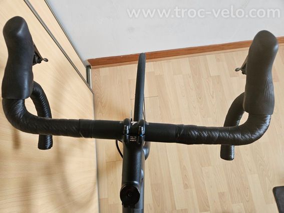 Specialized Aethos 56 105 DI2 - 3