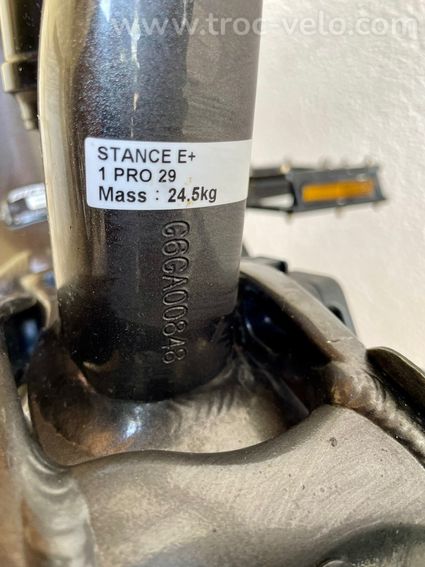 Giant Stance E+ 1 Pro Taille L 854 km  - 7