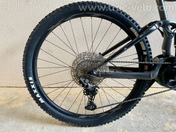 Giant Stance E+ 1 Pro Taille L 854 km  - 8