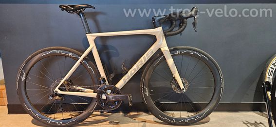 Vélo route adris le performance ultegra di2 12v