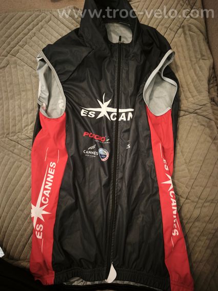 Maillot et coupe vent cyclisme