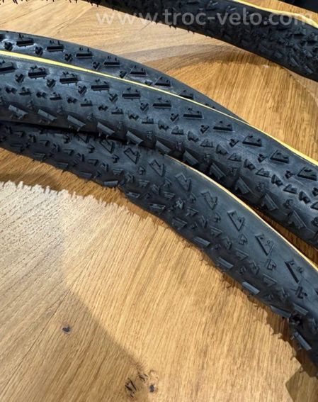 Boyaux dugast Vittoria Rhino tubular 32 Flying doctor 240 tpi coton et kevlar - 5