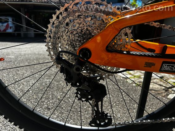 VTT Scott Spark 930 (2022) - Upgradé Magura MT7 & Pièces neuves - Taille L - 3