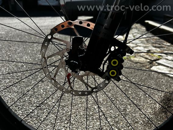 VTT Scott Spark 930 (2022) - Upgradé Magura MT7 & Pièces neuves - Taille L - 5