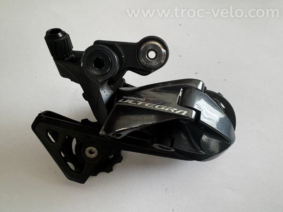 Shimano Ultegra R800 SS Longueur de Cage: Court Poids: 210 g